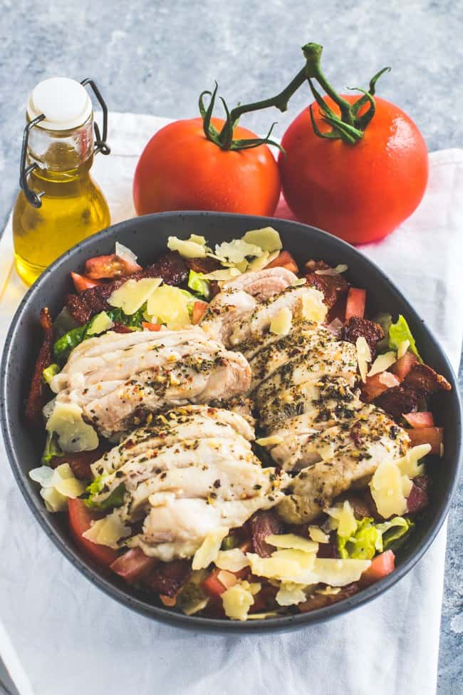 Keto Grilled Chicken Salad with tomatoes and olive oil
